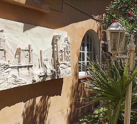 Hotel Le Derby كانيو سور مير المظهر الخارجي الصورة