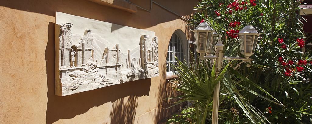 Hotel Le Derby كانيو سور مير المظهر الخارجي الصورة